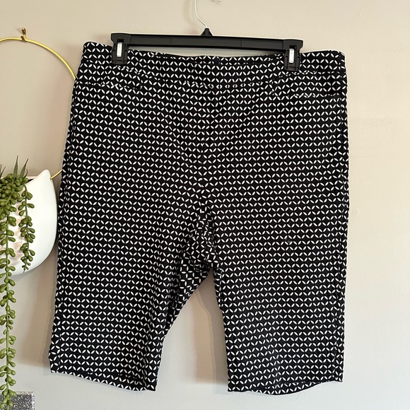 Addition Elle Shorts size 18 - Picture 1 of 8